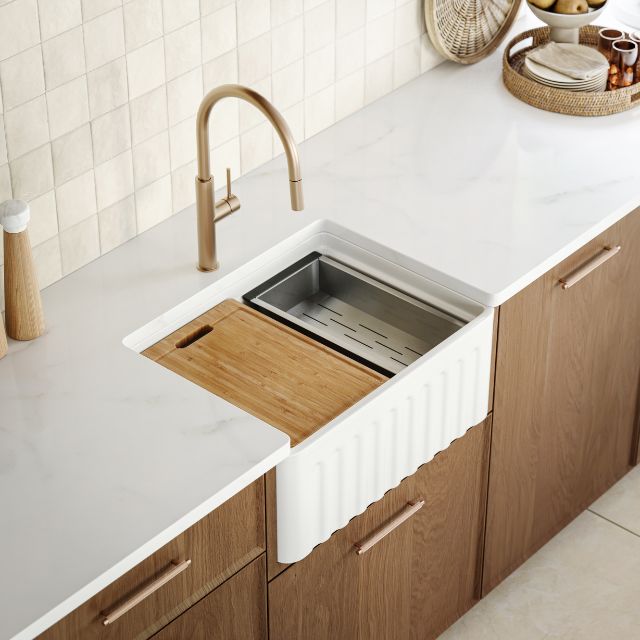 White Sinks