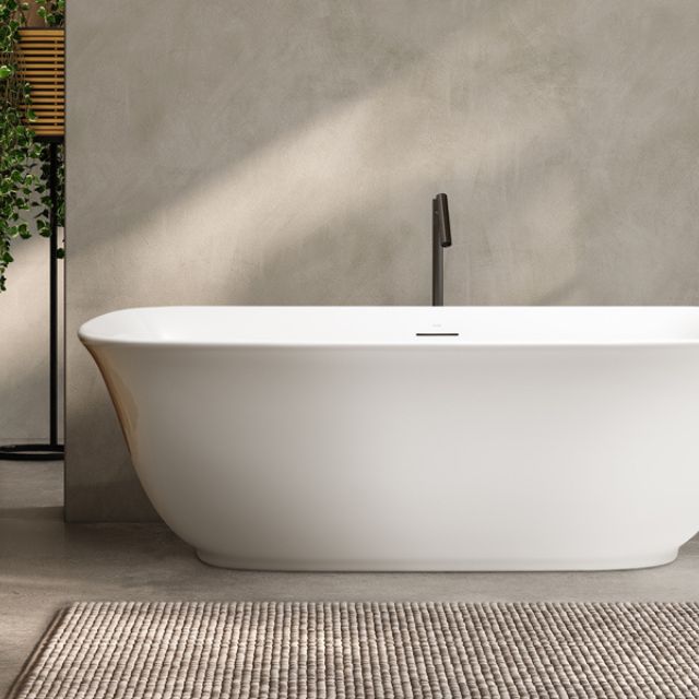 Decina Lola 1700mm Freestanding Bath with Overflow